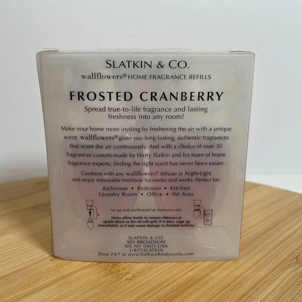 Slatkin & Co Bath & Body Works Frosted Cranberry Wallflower Home Fragrance